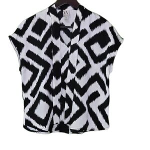 Worthington Women's Petite Black and White Patterned Top, PS